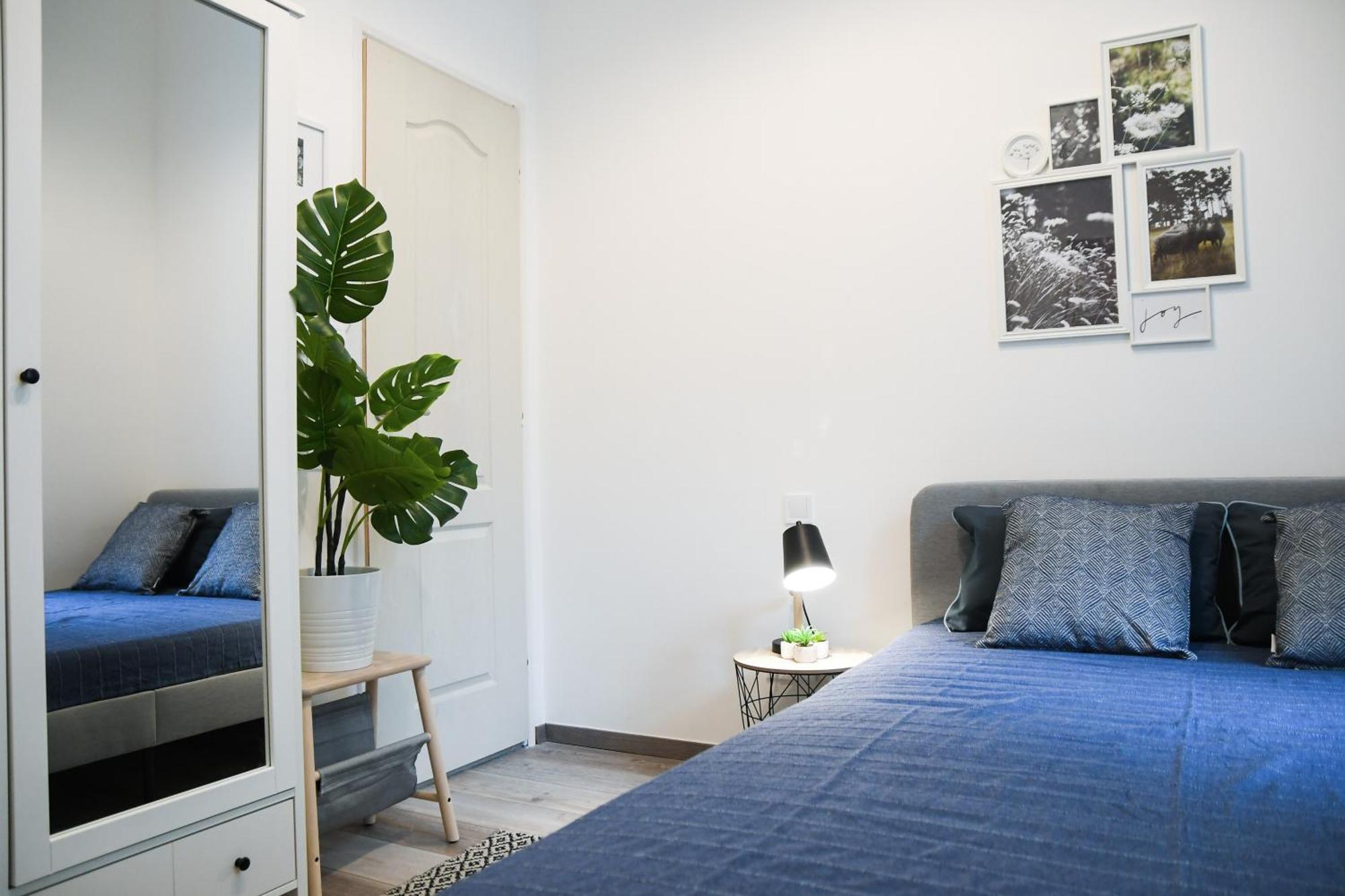 Buda Central Tiny Studios Budapest Eksteriør billede