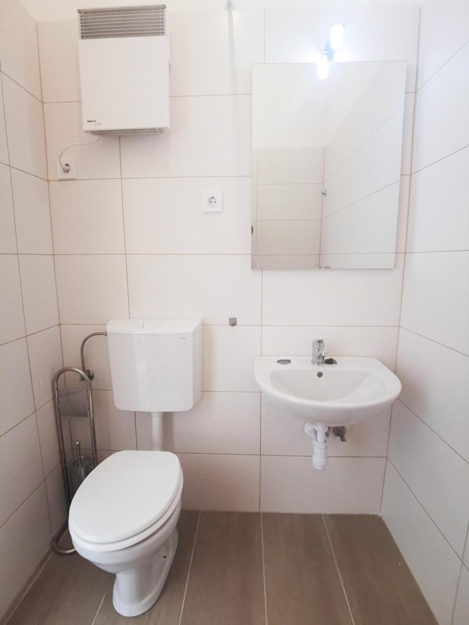 Buda Central Tiny Studios Budapest Eksteriør billede